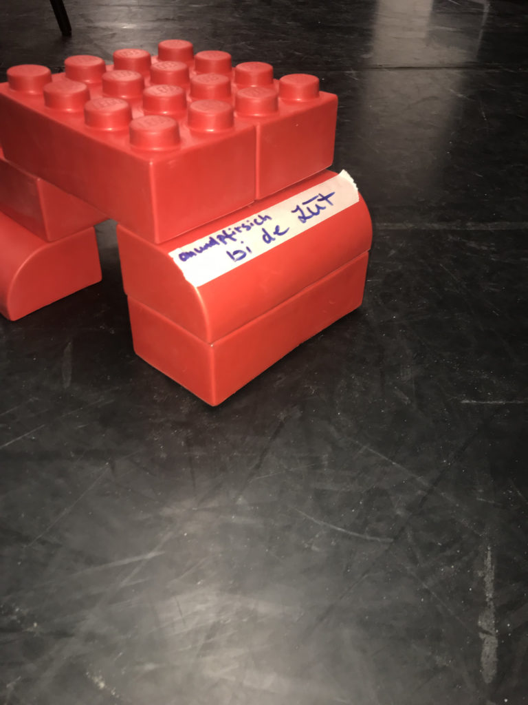 Die Basis: Impro bi de Lüt